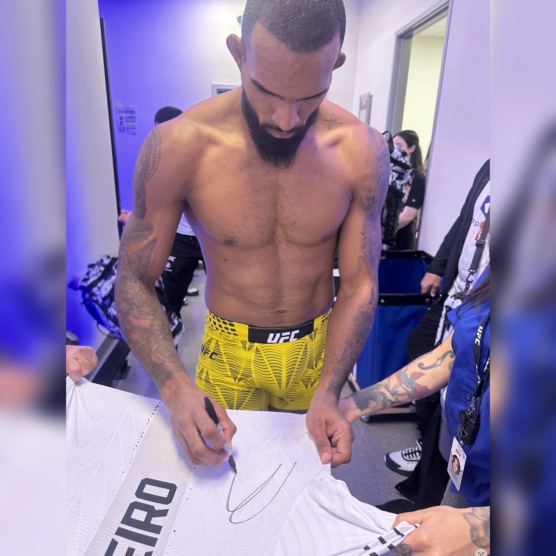 Brendson Ribeiro Signed 1-of-1 Fight Worn Jersey UFC Fight Night: Moicano vs Duncan - Image 2