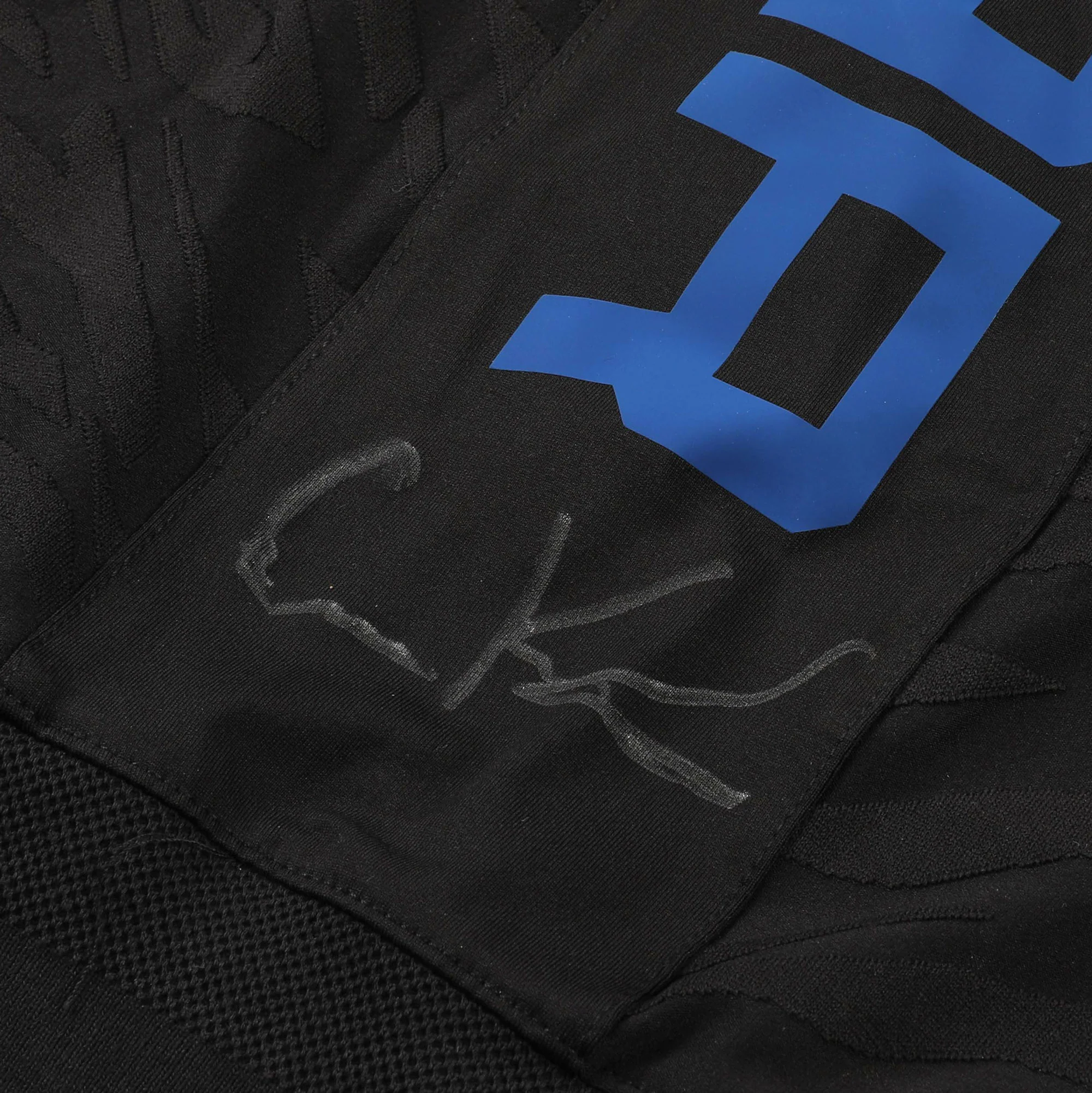 Calvin Kattar Signed 1-of-1 Fight Issued Hoodie UFC Fight Night: Cannonier vs Rodrigues - Image 3