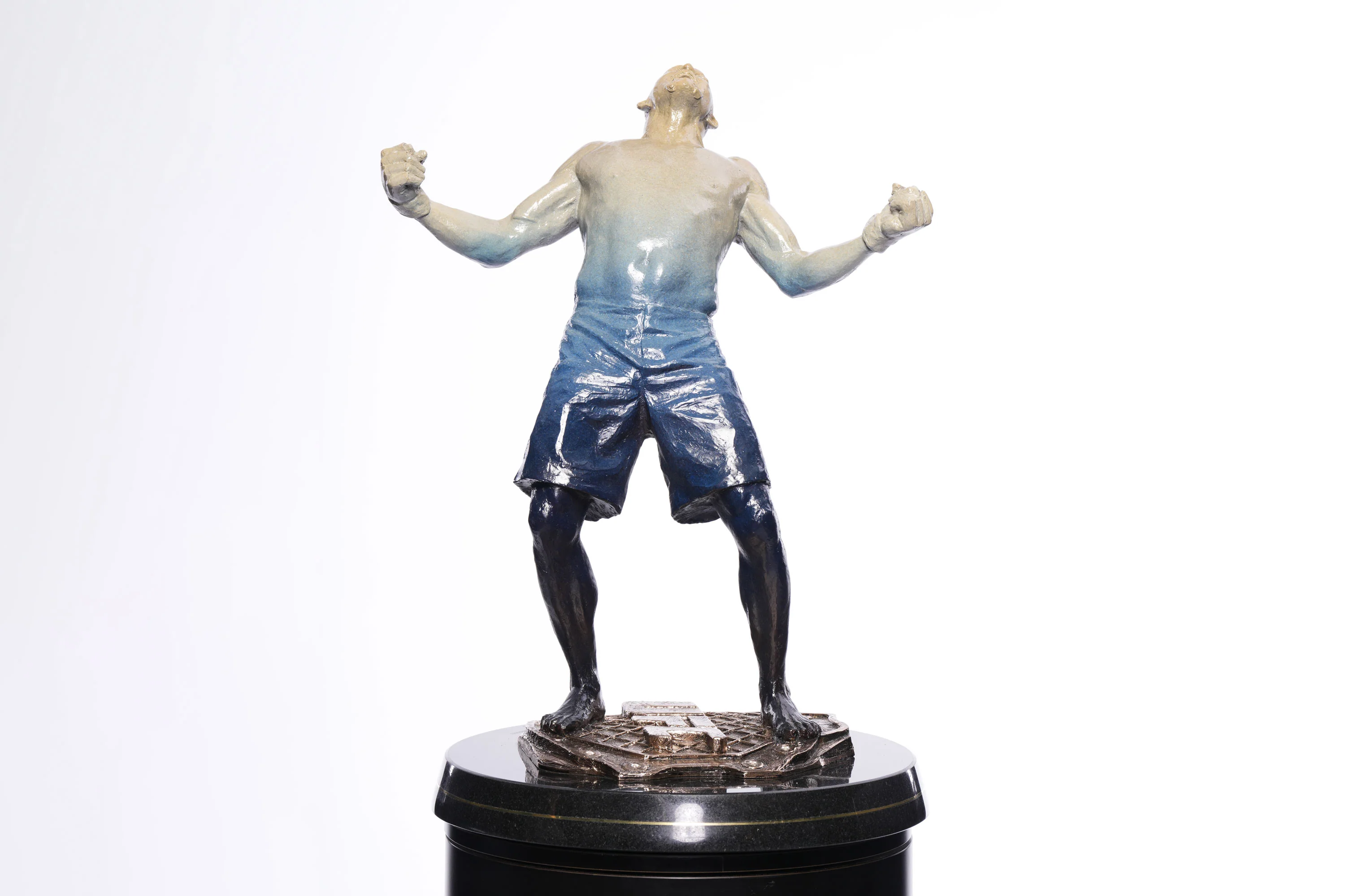 Chuck Liddell Blue Diamond 1-of-1 Sculpture - Image 2