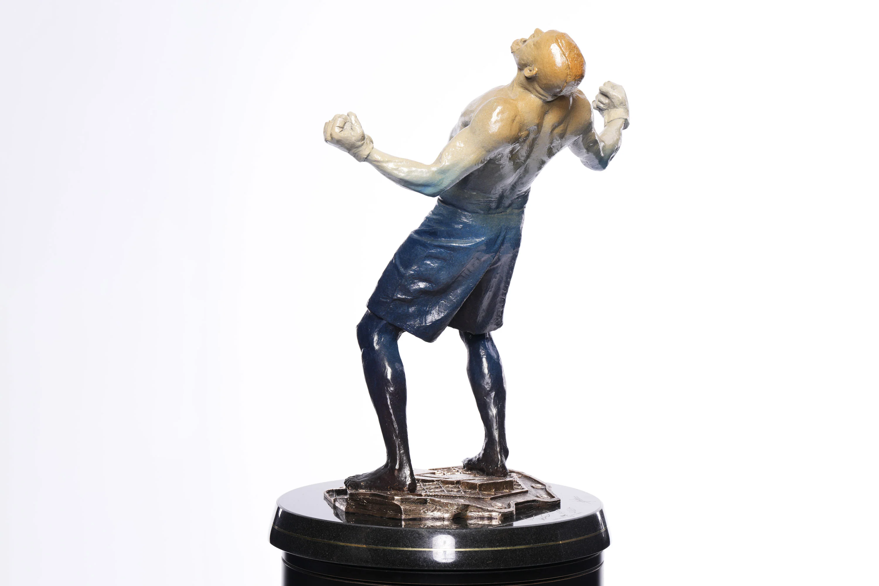 Chuck Liddell Blue Diamond 1-of-1 Sculpture - Image 4