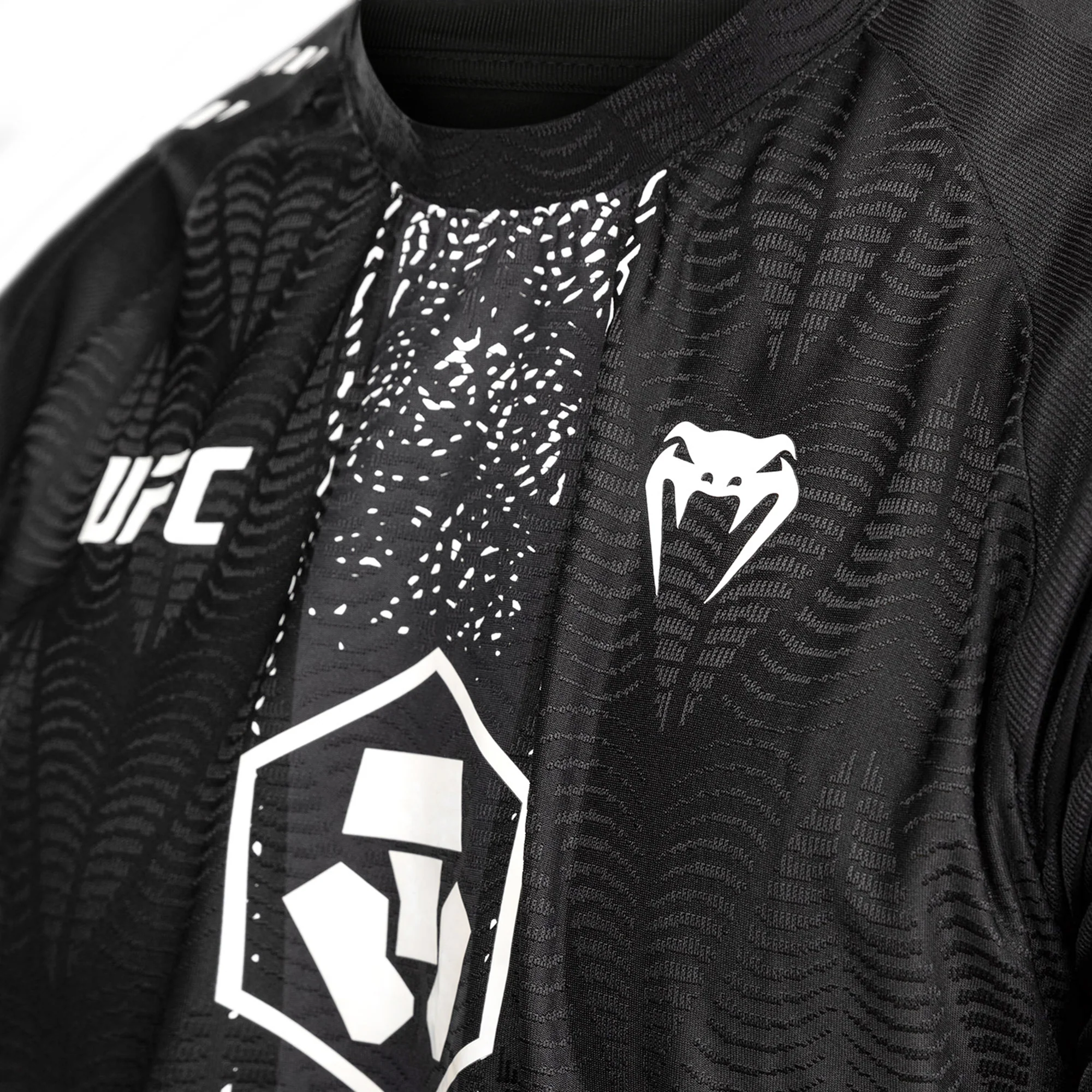Jean Matsumoto Signed 1-of-1 Fight Worn Jersey UFC Fight Night: Bautista vs Oliveira - Image 4