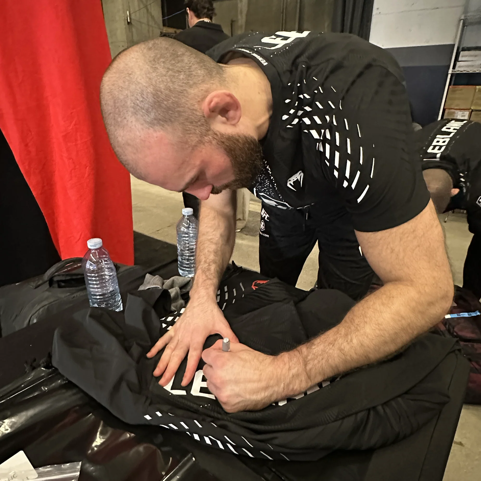Julien Leblanc Signed 1-of-1 Fight Worn Hoodie UFC Fight Night: Burns vs Malott - Image 2