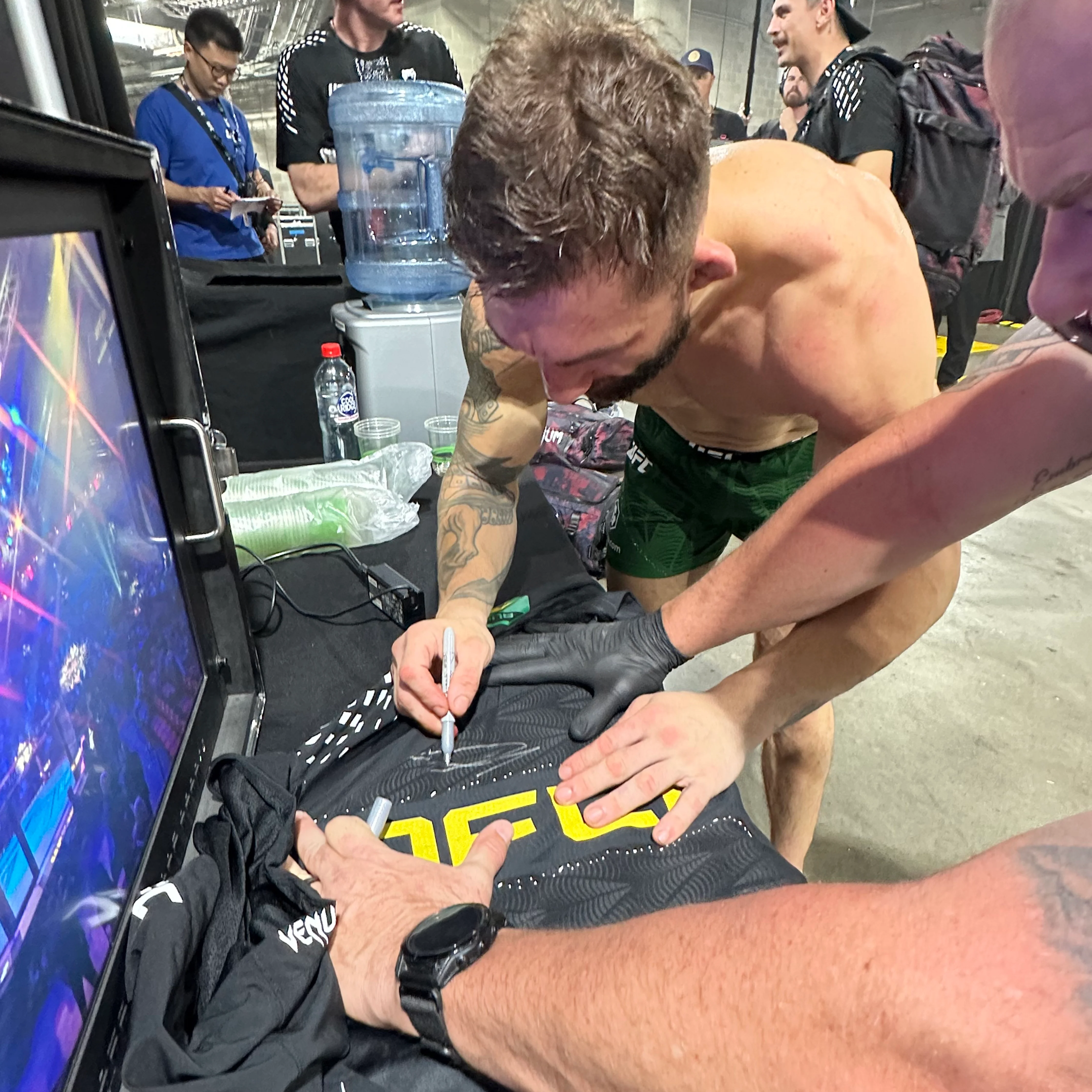 Kaan Ofli Signed 1-of-1 Fight Worn Hoodie UFC 325: Volkanovski vs Lopes 2 - Image 2