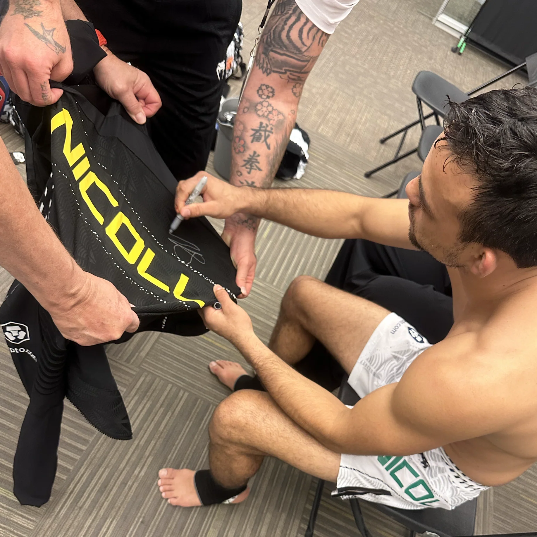 Stewart Nicoll Signed 1-of-1 Fight Worn Hoodie UFC Fight Night: Moicano vs Duncan - Image 2