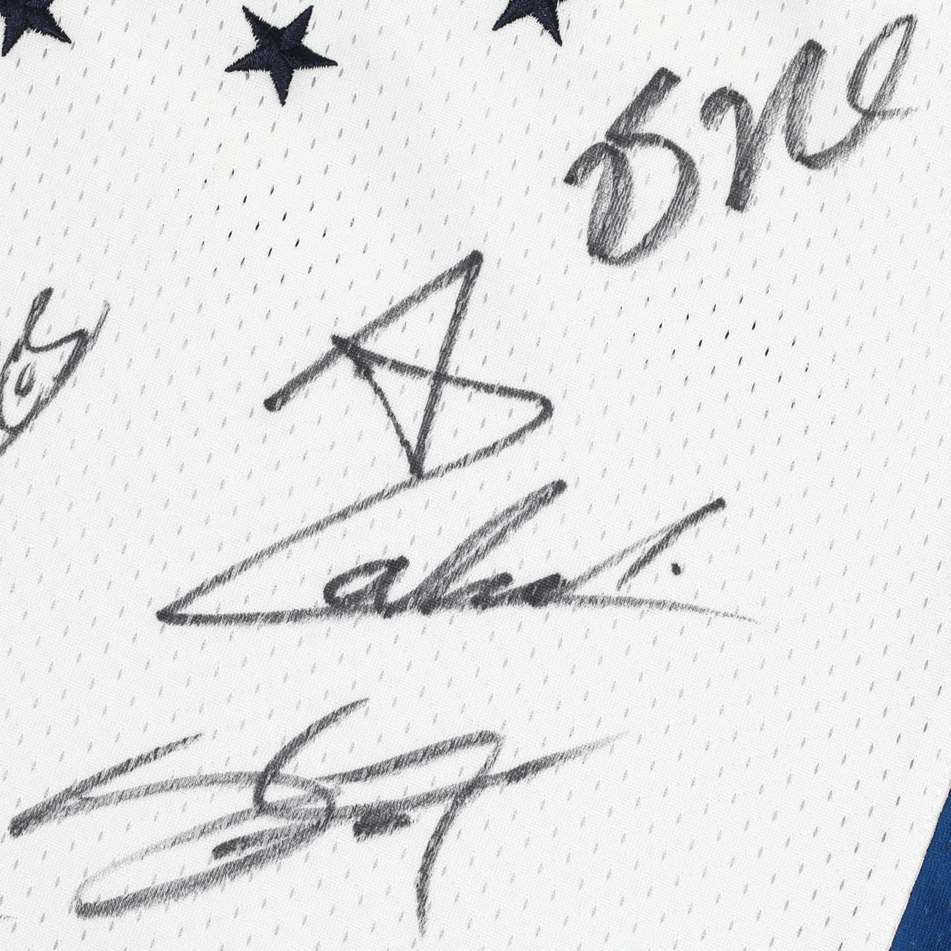 UFC Freedom 250: Topuria vs Gaethje Signed Commemorative Basketball Jersey - Image 4