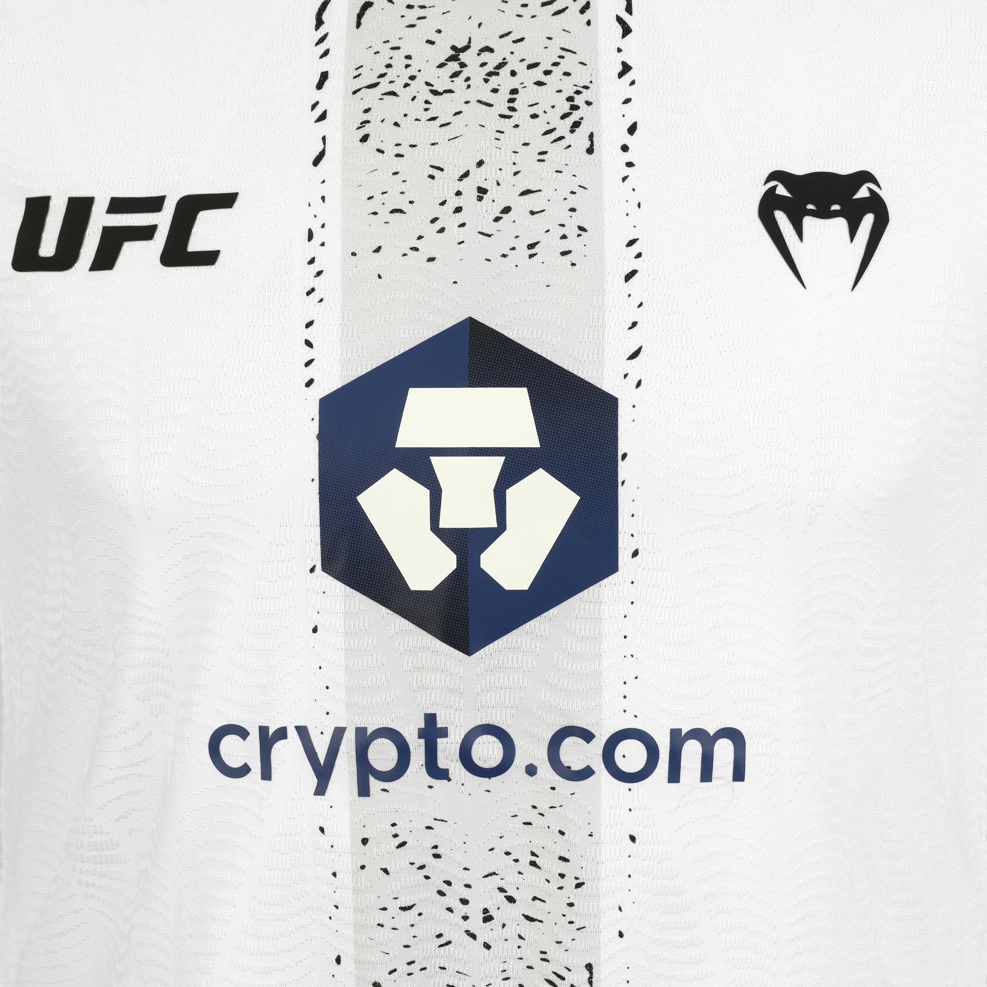 Wang Cong Signed 1-of-1 Fight Worn Jersey UFC 329: McGregor vs Holloway 2 - Image 4