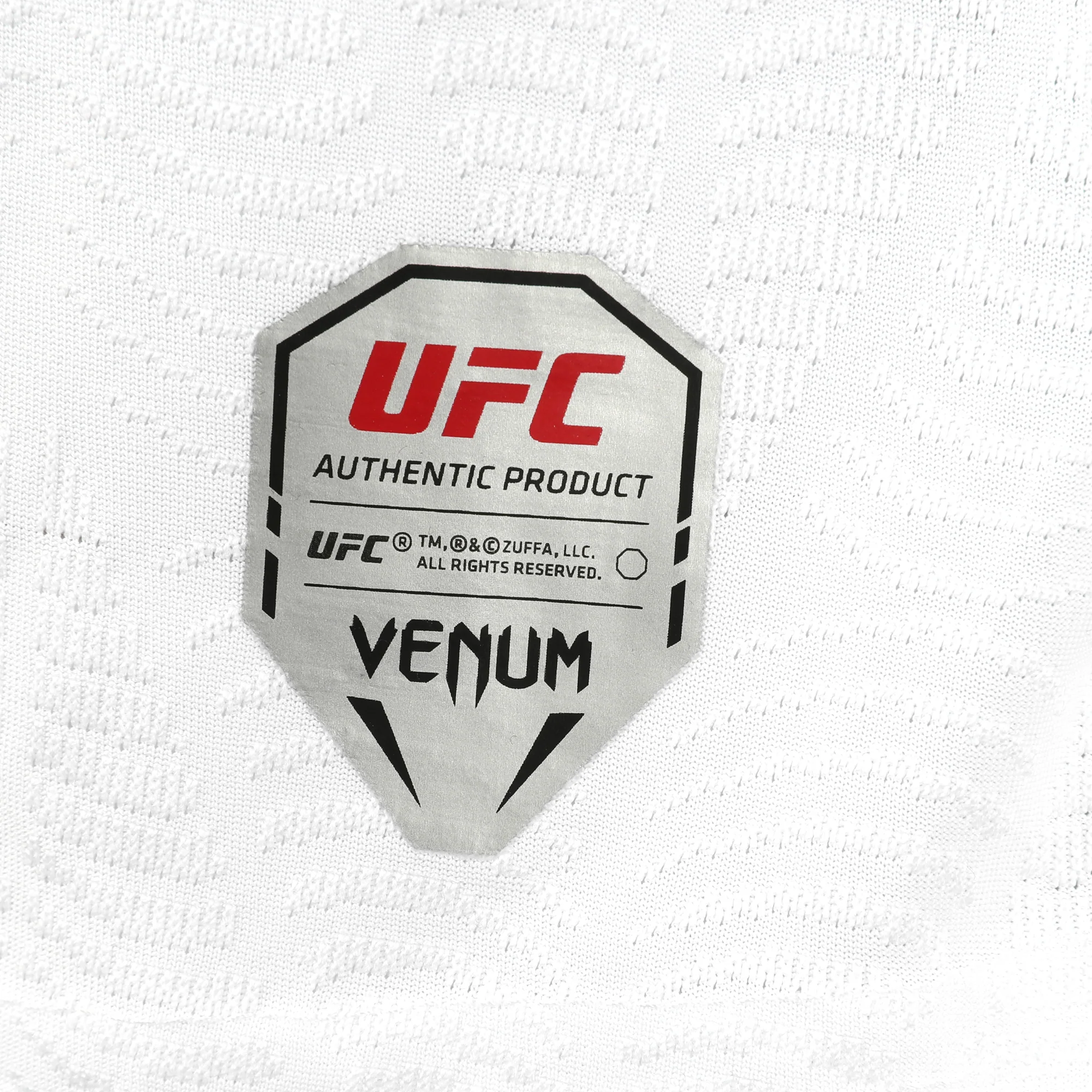 Wang Cong Signed 1-of-1 Fight Worn Jersey UFC 329: McGregor vs Holloway 2 - Image 7